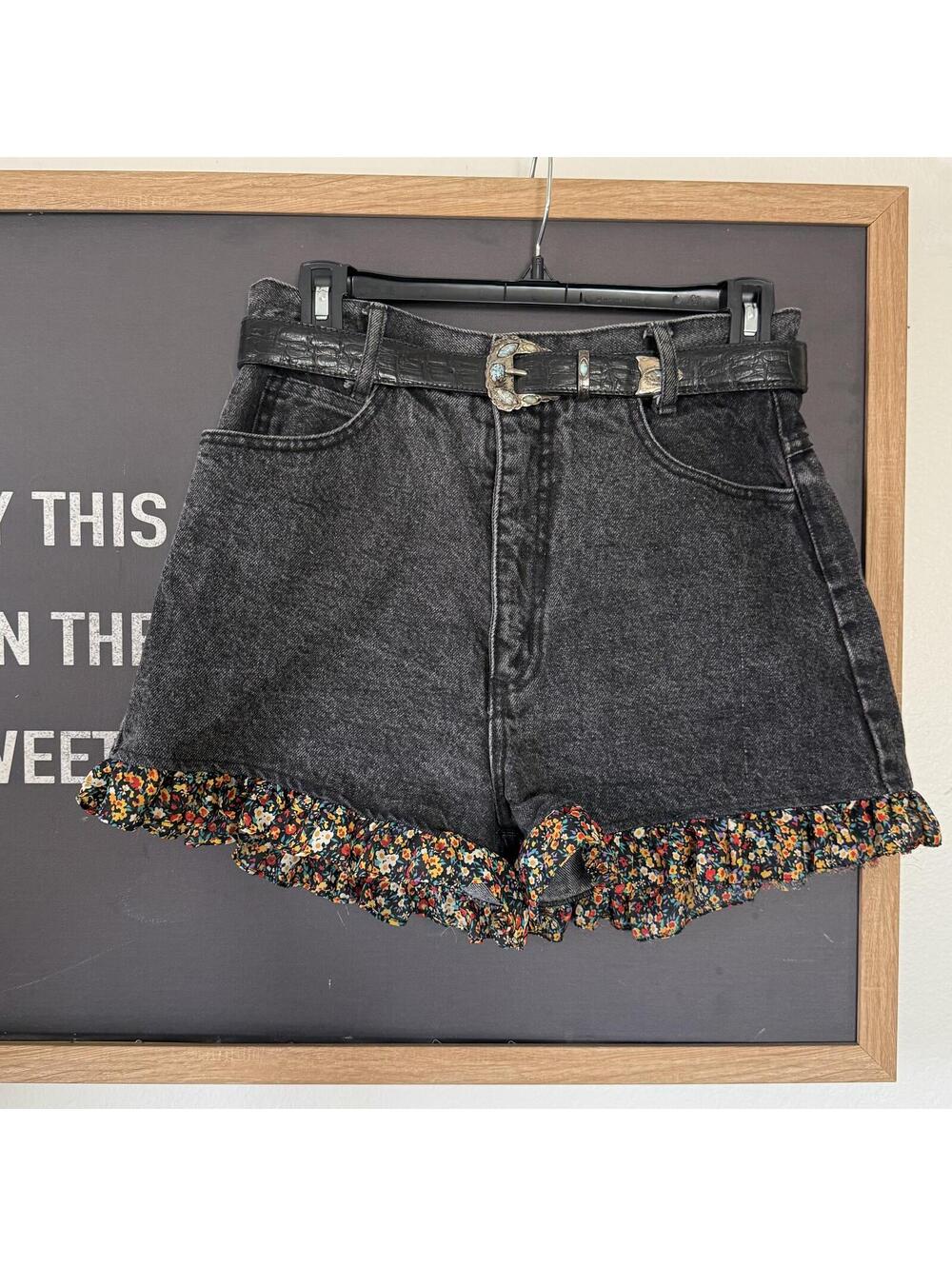 Black Paris Blues Denim Shorts Floral Ruffle Hem High Rise Size 9